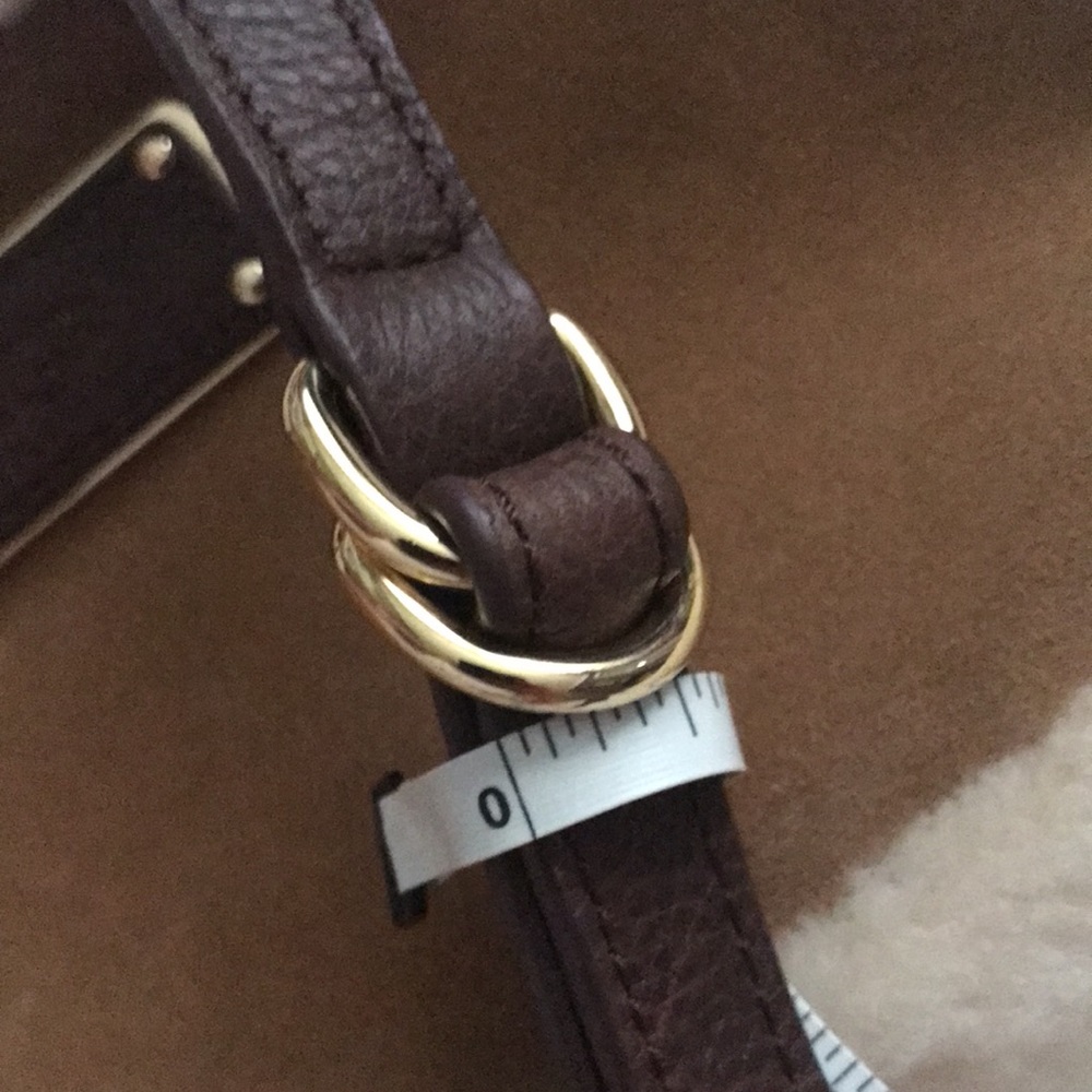 UGG Sheldon Crossbody has tags sheepskin suede 9.5 x 6.. flaws but never used - Picture 9 of 17